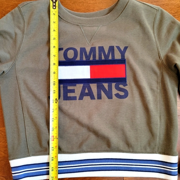 Tommy Jeans Embroidered Flag Logo Cropped Sweatshirt.New - Picture 6 of 14
